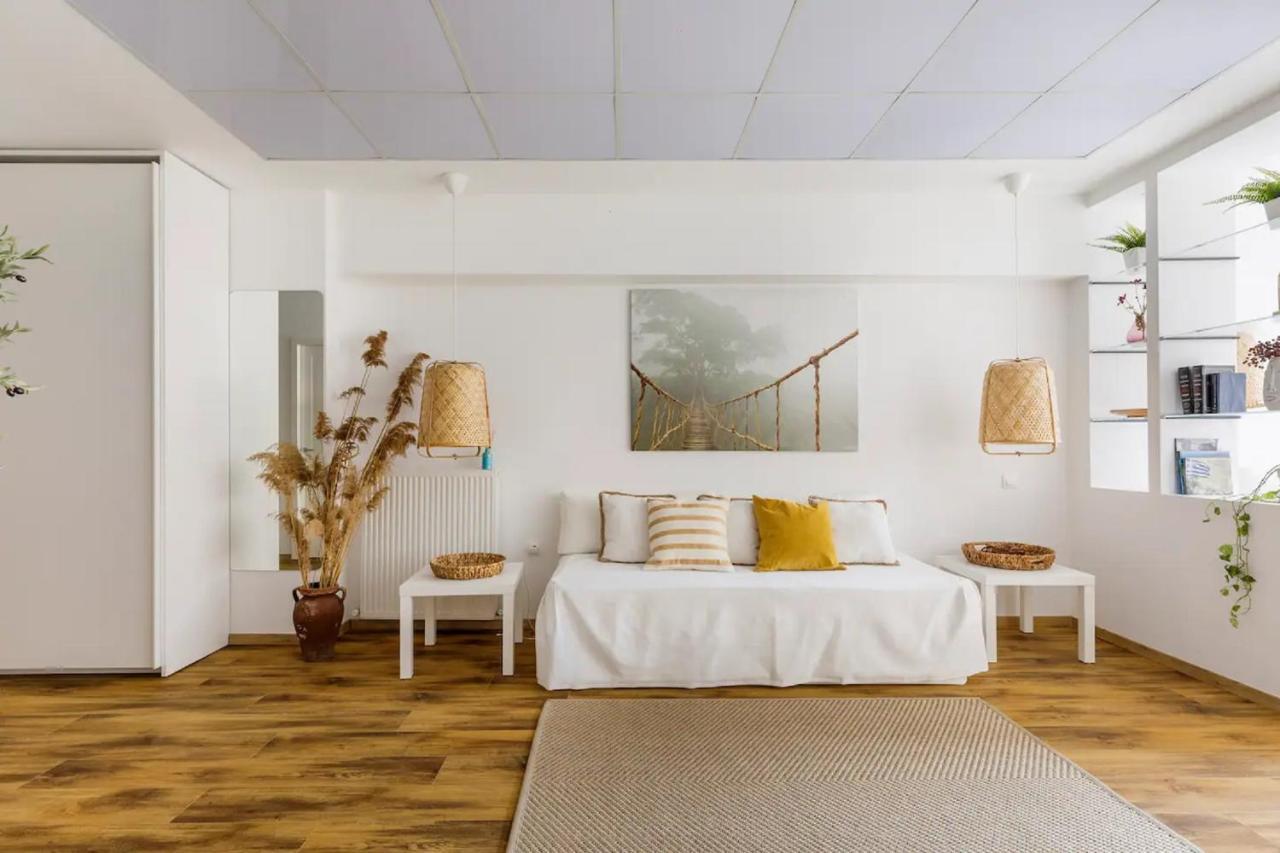 Felicity Loft In _ Accessible & Comfortable Appartement