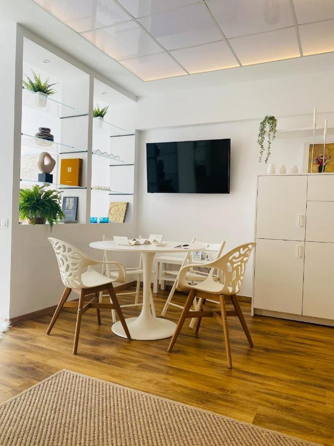 Felicity Loft In _ Accessible & Comfortable Thessaloniki