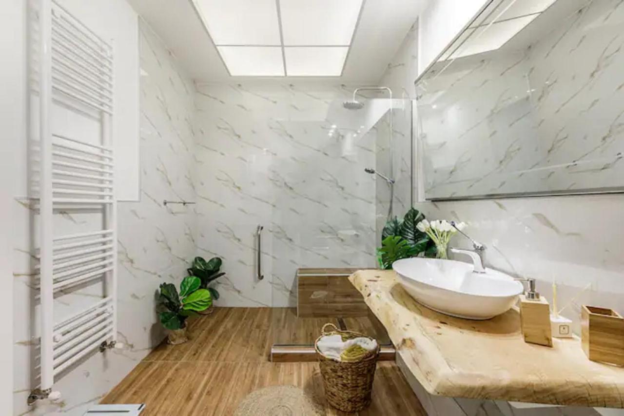 Felicity Loft In _ Accessible & Comfortable * Thessaloniki
